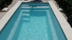 Installation d'une piscine à fond incliné  