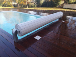 Qui contacter pour installer une piscine coque  