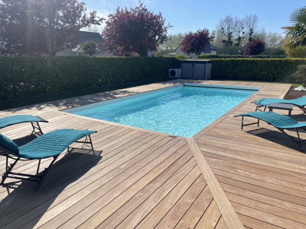 Devis pour installation de piscines en coque polyester | JMA PISCINES
