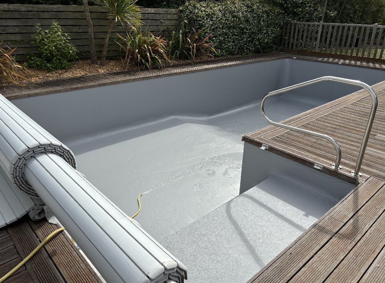 
                                JMA PISCINES -
                                renovation-piscine-b-6